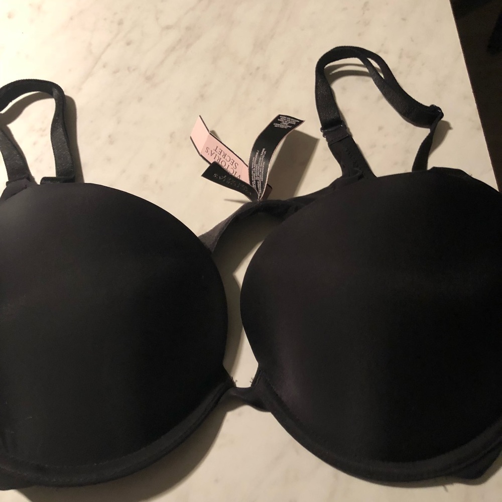 Victoria secret brand new bra